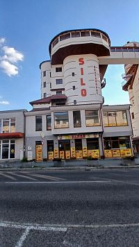 názov Silo zostal, ale dnes lúži ako hotel