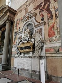 Galileo Gallilei (1564-1642) - hrobka z roku 1737 od Battista Fogginiho