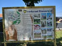 infopanel pri vstupe do areálu arboréta