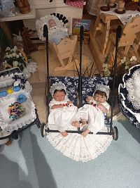 opäť dvojičky - ako ja so sestrou