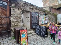 1. nádvorie s vchodom do Klepperovej bašty