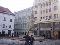 foto z roku 2010, kedy tu sídlila Kooperatíva, ešte pred požiarom