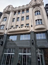 foto budovy z novembra 2025 - reštaurácia Eld Haus EH