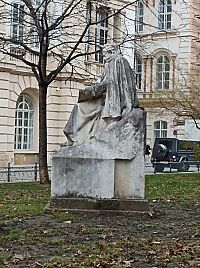 pamätník maliara Rudolfa von Alta