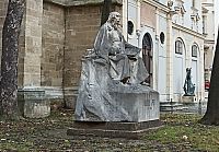 pamätník pri minoritnom kostole (Minoritenkirche)