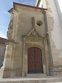 tzv. južná predsieň so sochou sv. Ondreja