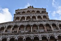 krásne zdobená stavba