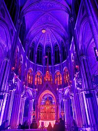 ešte raz pohľad na hlavný oltár