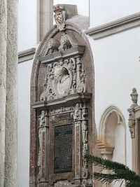 busta od Berniniho a jeho žiakov