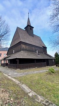 drevený kostolík pravýkrát spomínaný v písomnej podobe v roku 1437