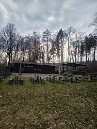 U Zrzávky - občerstvenie otvorené v letných mesiacoch