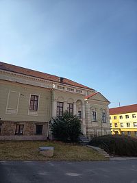druhá strana divadla
