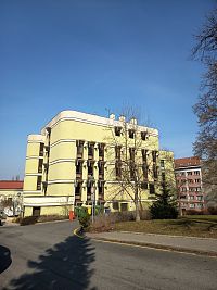zadná časť divadla pristavaná v rokoch 1984 - 1992