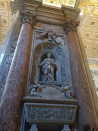 pohrebný pamätník kontesy Matildy Canossa(1633-1644) od Berniniho