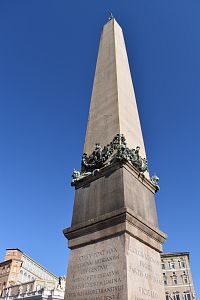 obelisk bez hieroglyfov, dovezený do Ríma v roku 37 n.l.