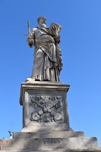 staršia socha - sv. Pavol s mečom od Paola Romana