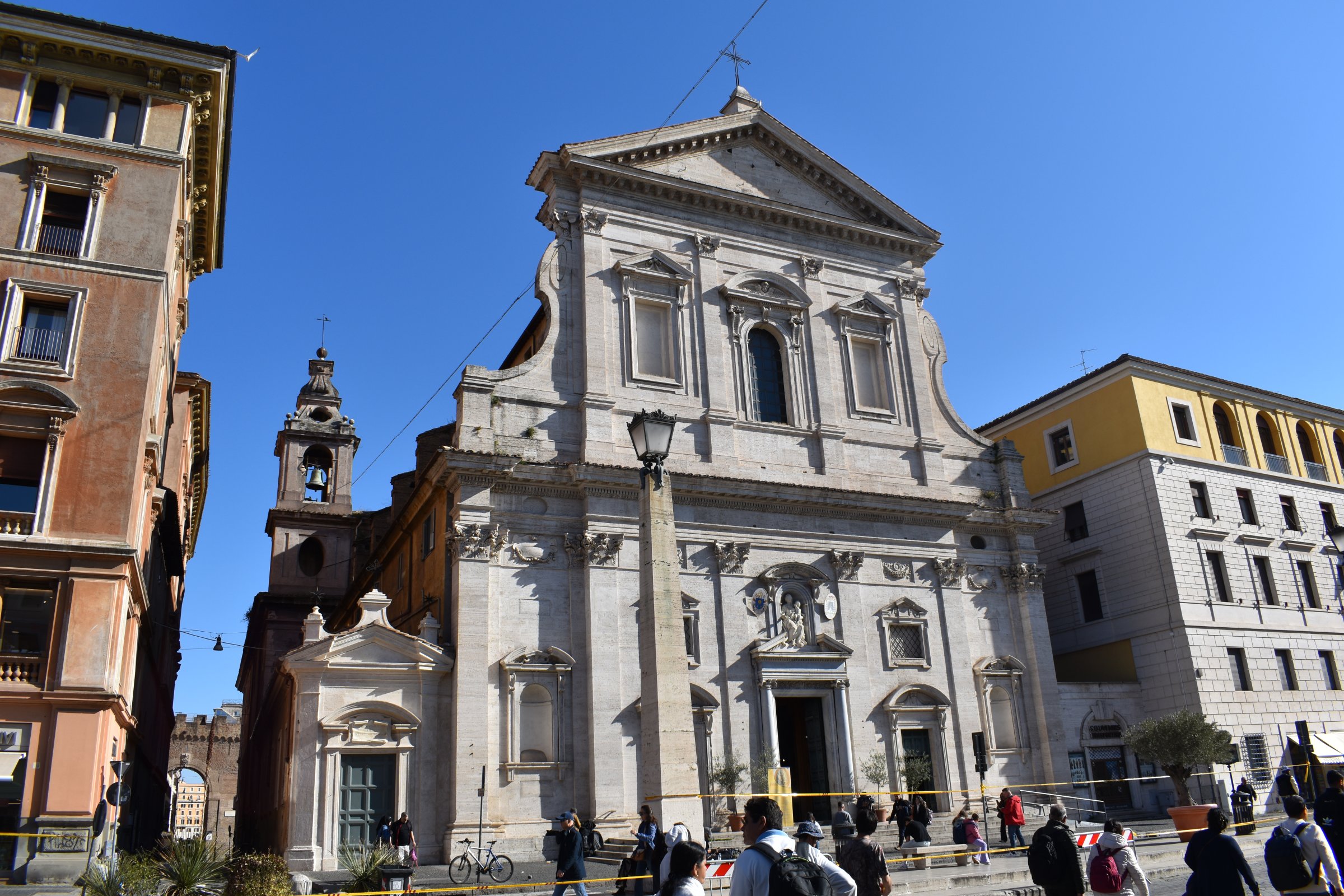 Taliansko - Lazio - Rím - Kostol Panny Márie Karmelskej (Chiesa di Santa Maria in Transportina)