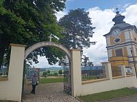 vstup do biskupskej záhrady