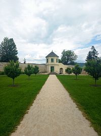 hradby s altánkom