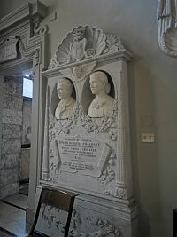 náhrobok