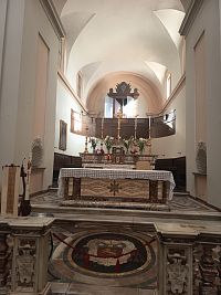 oltár a organ
