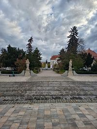 pohľad od Štefánika na Námestie SNP s Parkom SNP