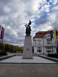 socha osloboditeľom