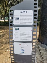 história Fellinia