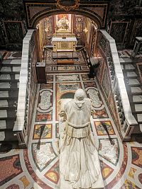 Pius IX. a relikvia
