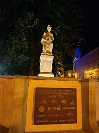 fontána Žena s krčahom