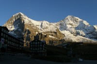 Jungfrau ve světle zapadajícího slunce