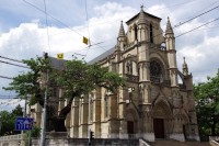 Basilika Notre-Dame de Geneve poblíž nádraží