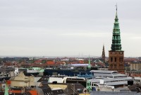 Točitá věž Vor Frelsers Kiele a Öresundský most