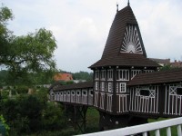 Nové město nad Metují -zám.zahrada - krytý most