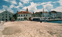 "Dobrodošli na plavi Jadran"-azurové moře za českými humny
