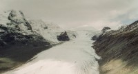 horní část ledovce Pasterze s horou Johannisberg