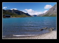 v pohoří Jotunheimen-jezero Gjende