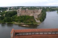 pevnost Ivangorod z hradeb Narvy