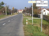 Dolní Domoslavice: Vjezd do Dolních Domoslavic - cesta ze směru od Tošanovic