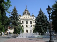 Košice - před divadlem