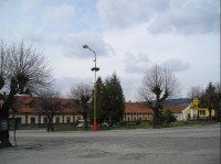 Louňovice pod Blaníkem - náves