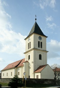 Horní Němčí - kostel sv. Petra a Pavla 
