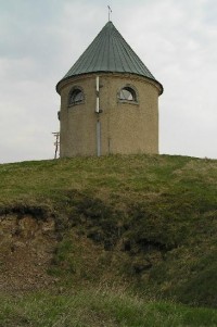 na Mědníku: vrcholová kaple od severu