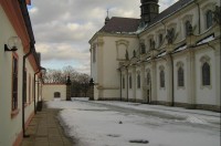Osek: Cisterciácký klášter