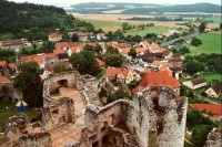Rabí: pohled na vesnici z hradu