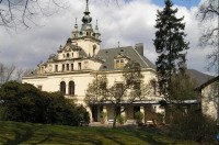 Velké Březno: jižní strana zámku