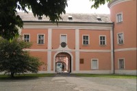 zámek Sokolov: vchod do zámku na severozápadní straně