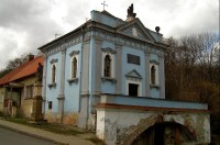 Mašťov: empírová hrobní kaple Mladotů ze Solopysk