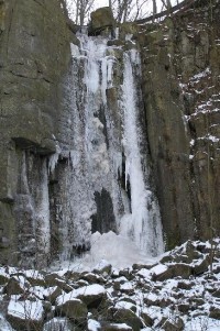 vodopád v zimě