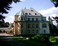 Vysoké nad Jizerou - hotel Větrov: Bývalá vila Dr. Karla Kramáře, dnes hotel Větrov